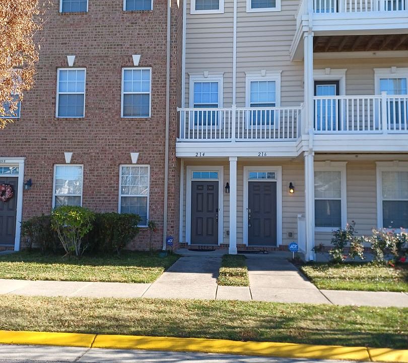 1st image of 216 Larimar Ave
