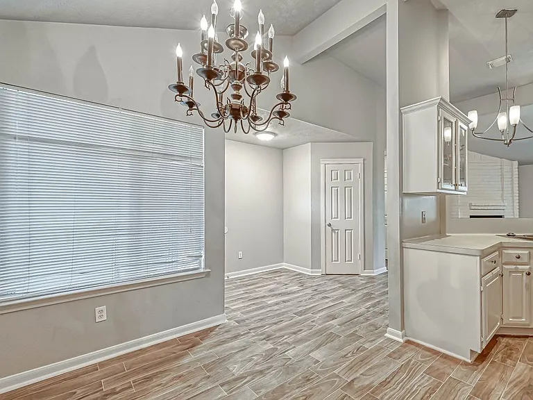 2235 Sentinal Oaks St — Photo 24