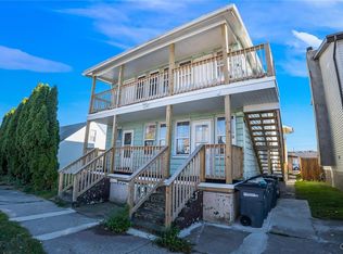 416-418 W Carleton Ave, Hazleton, PA 18201