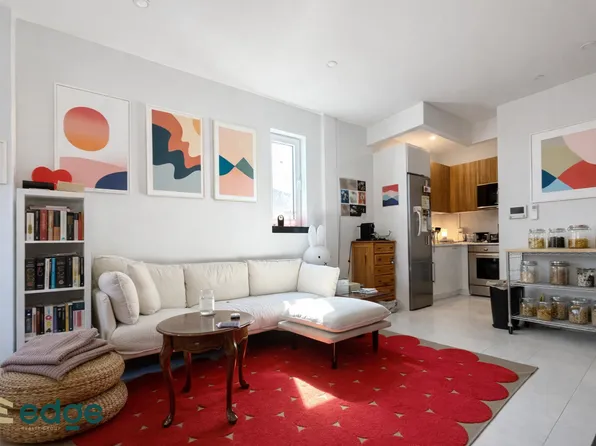 118 Tompkins Avenue image 1 of 17