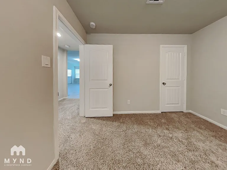 8111 Carillon Way — Photo 13