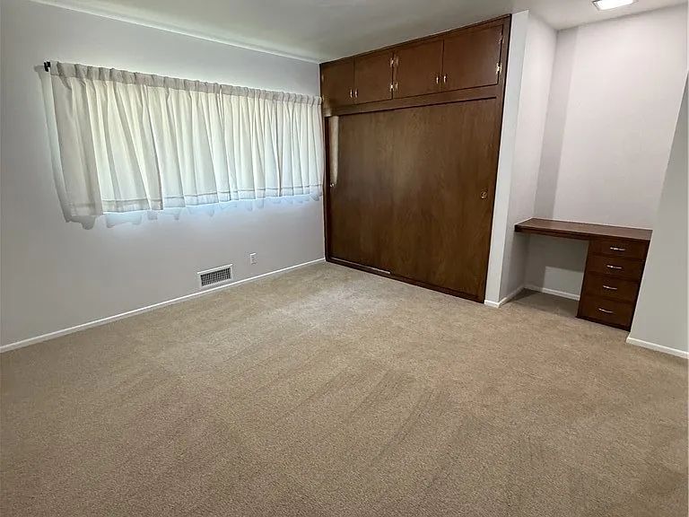 4645 Chicago Ave — Photo 8