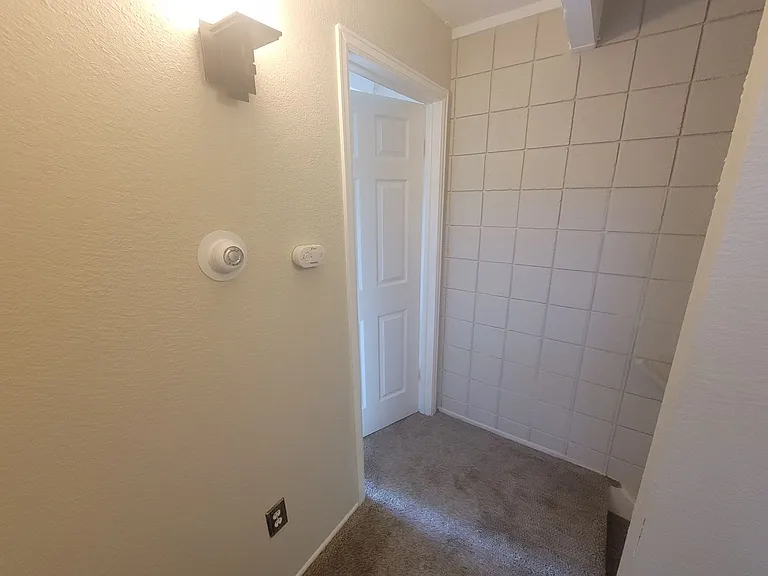 3574 Broadway St — Photo 17