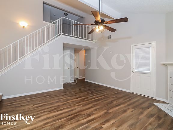 4th image of 1720 Whispering Cove Trl