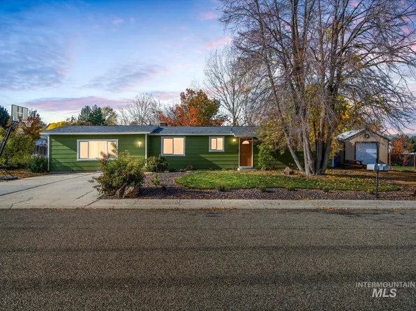 6985 S Valley Heights Dr, Boise, ID 83709