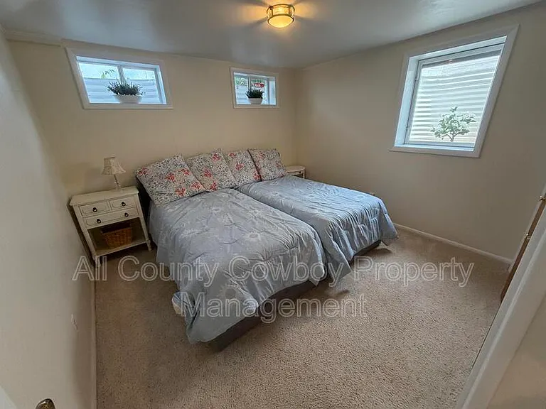 1314 Canby St #B — Photo 6
