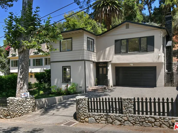 10301 Chrysanthemum Ln, Los Angeles, CA 90077