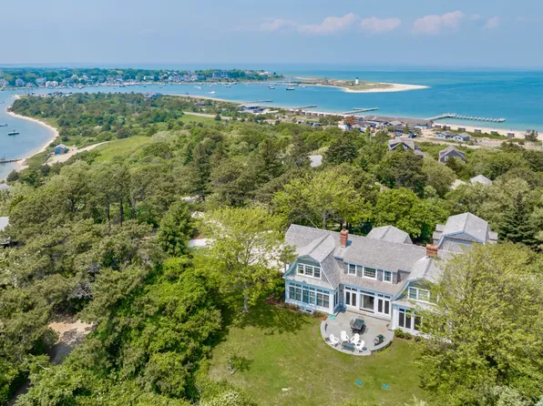 5 Armstrong Ln, Edgartown, MA 02539