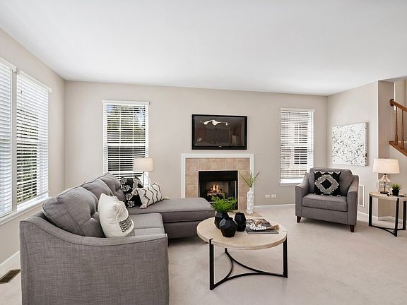 5th image of 852 Peter Ct