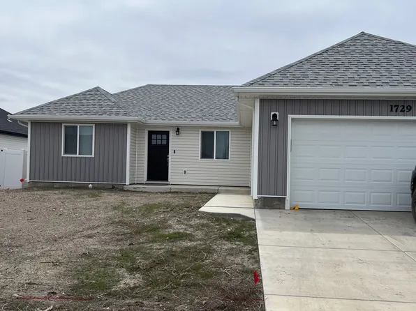 1729 Village Pkwy, Elko, NV 89801