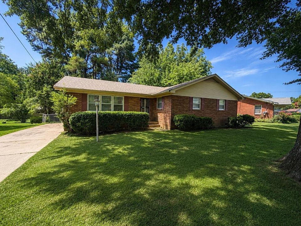 1st image of 10 Ridgeview Dr