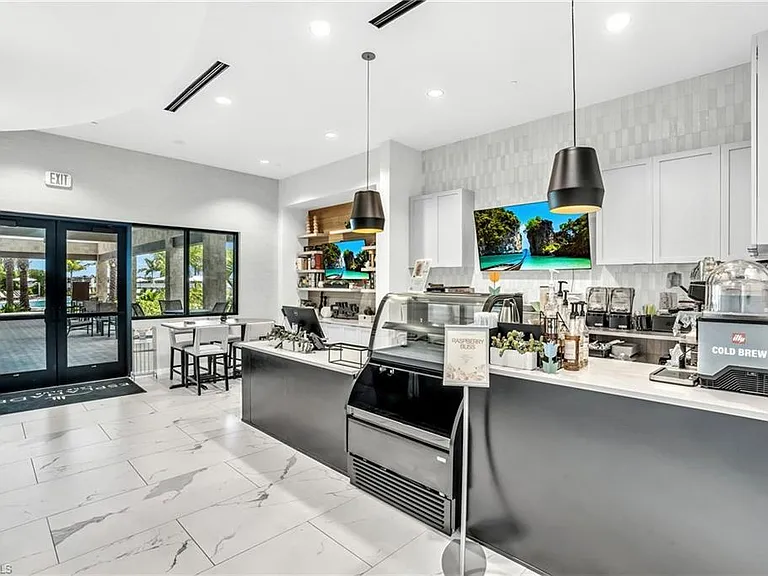 18301 Terracina Dr — Photo 44