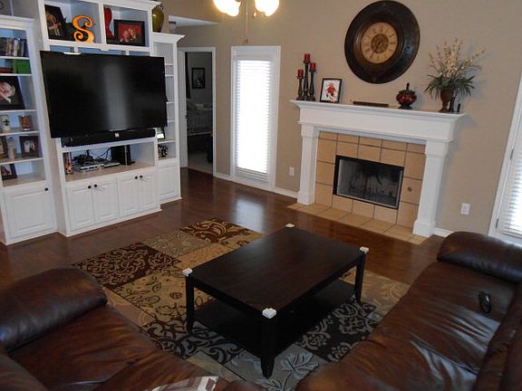 2nd image of 9706 Avenue W