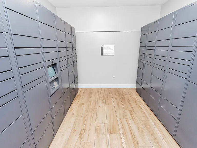 CODA Apartments — Photo 40