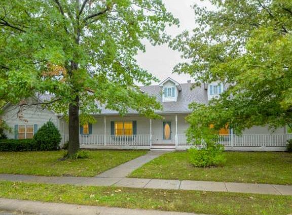 2nd image of 25714 32nd Terrace Ct