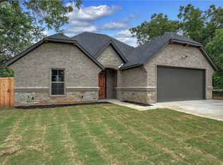 2115 Loy Lake Rd, Denison, TX 75020