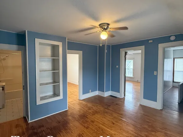 637 Ceape Ave #A, Oshkosh, WI 54901