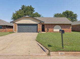 1910 E Chandler Dr, Shawnee, OK 74801