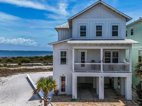 1454 Seaside Cir, Navarre, FL 32566