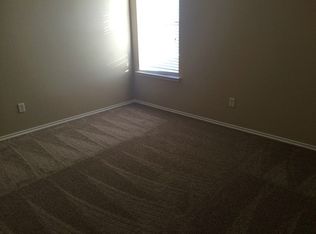 1233 Juniper Ln, Burleson, TX 76028