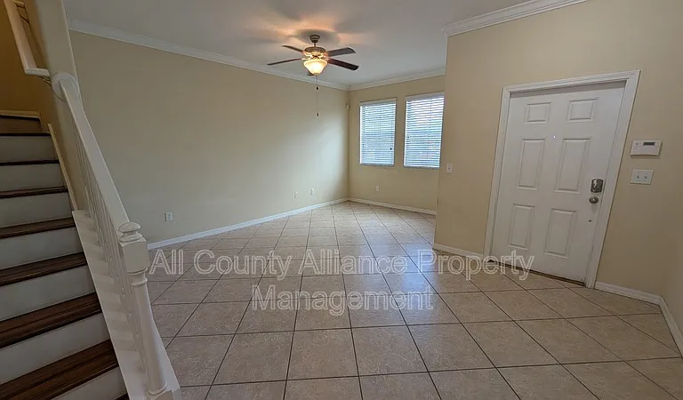 4272 Fennwood Ct — Photo 3