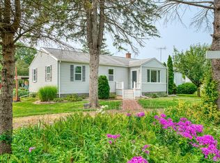 5520 Denton Rd, Canton, MI 48188