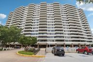 Stevenson Ave 705-S1707-001.jpg