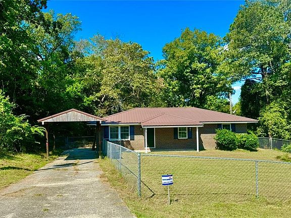 3rd image of 35 Eason Dr