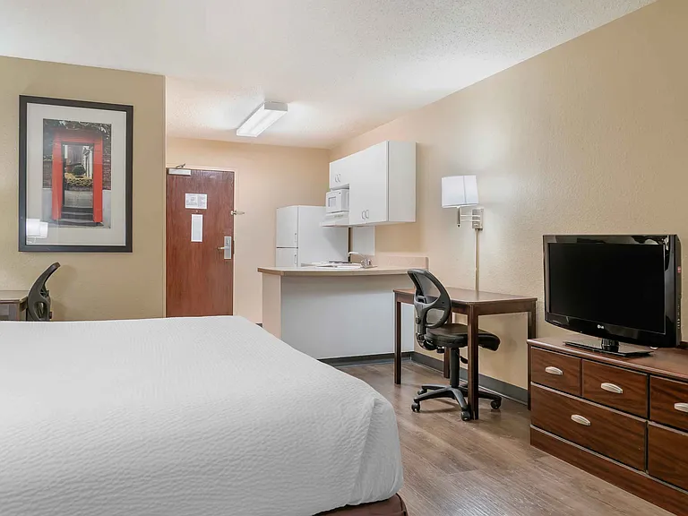 Studio Suite - 1 King Bed
