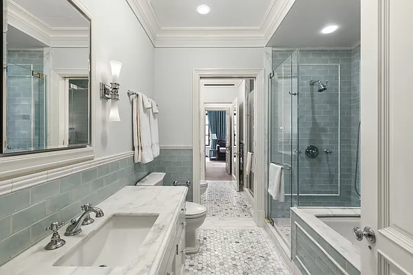 Sold by Douglas Elliman | media 12