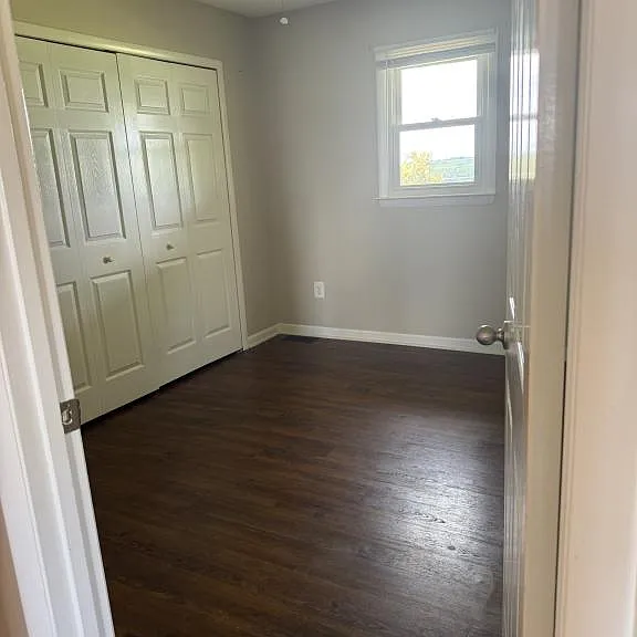 589 Thomas Rd — Photo 8