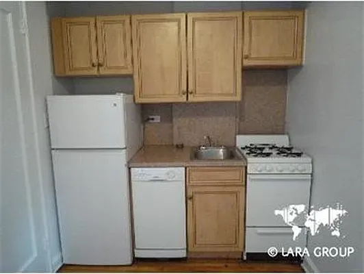 Rented by Lara Group | media 13