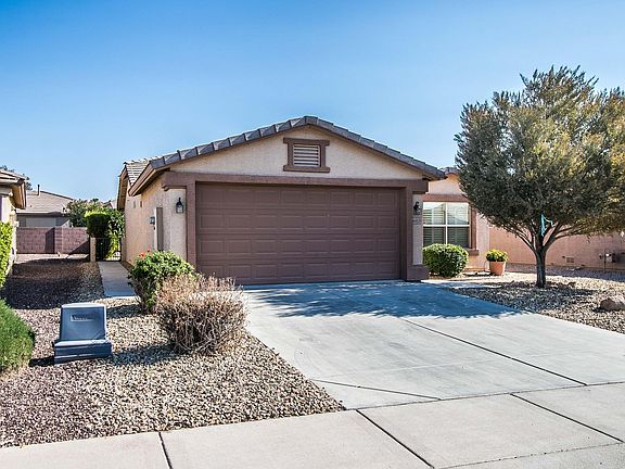 3rd image of 6467 S Pinaleno Pl