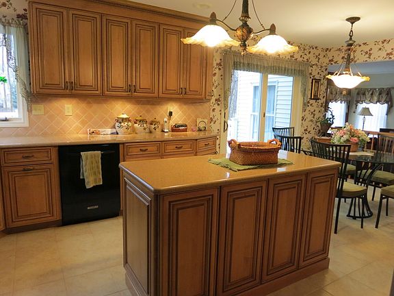 view of newer kitchen