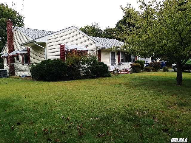 1st image of 105 Pleasure Dr