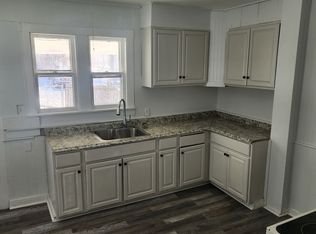 29-31 Lincoln Pl, Bristol, CT 06010