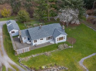 13 Pleasant St, Olga, WA 98279