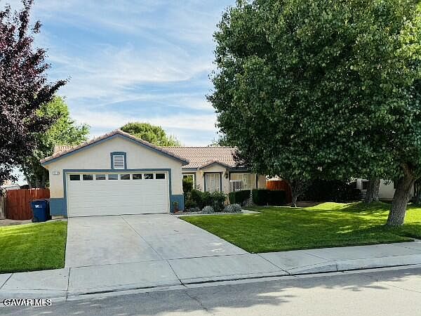 1st image of 3319 E Avenue K3