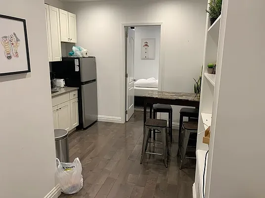 Rented by CNYC Apartments | media 12