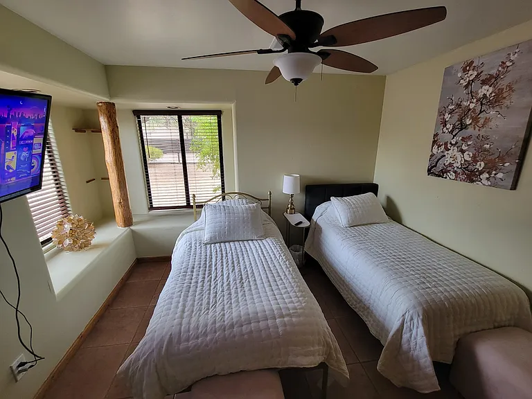 6105 E Lowden Rd — Photo 15