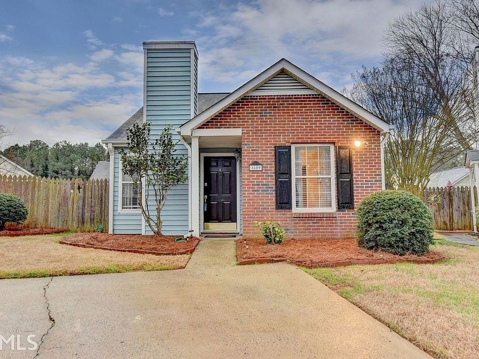 1st image of 1609 Buckingham Pl