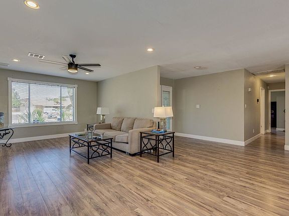 5th image of 4956 W Joyce Cir