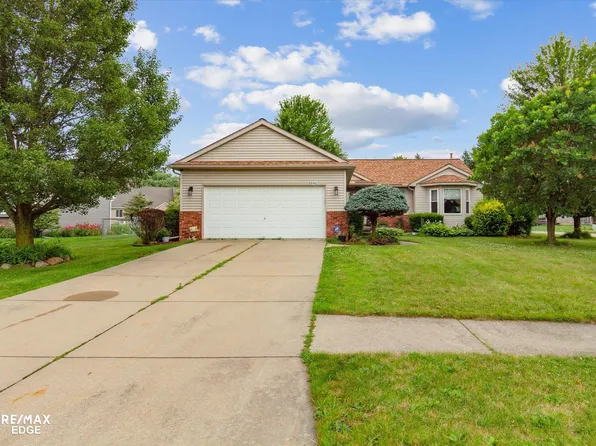 8462 Bellechasse Dr, Davison, MI 48423