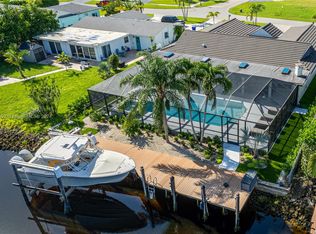 1575 Osprey Ave, Naples, FL 34102
