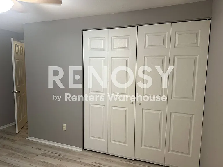 8535 Gradien Dr #15G — Photo 18