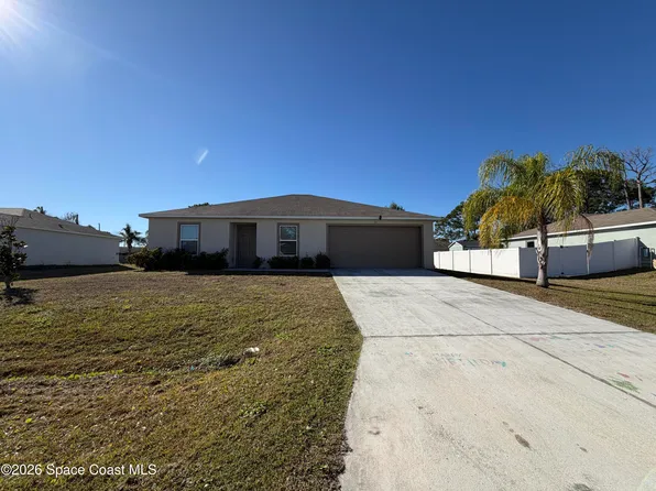 806 Trinidad Ave SE, Palm Bay, FL 32909