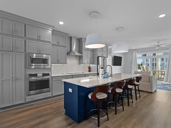 (undisclosed Address), Beaufort, NC 28516