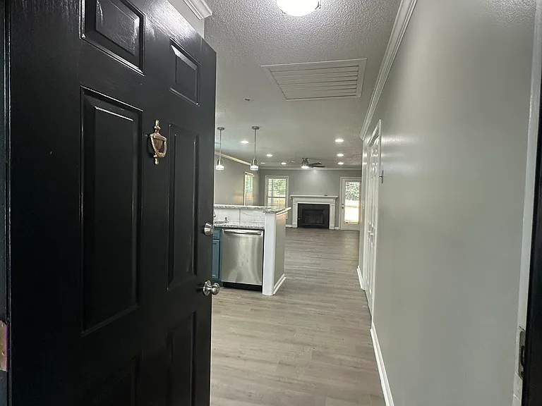 1260 Warsaw Rd #1 — Photo 29