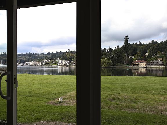 5th image of 9216 Randall Dr NW