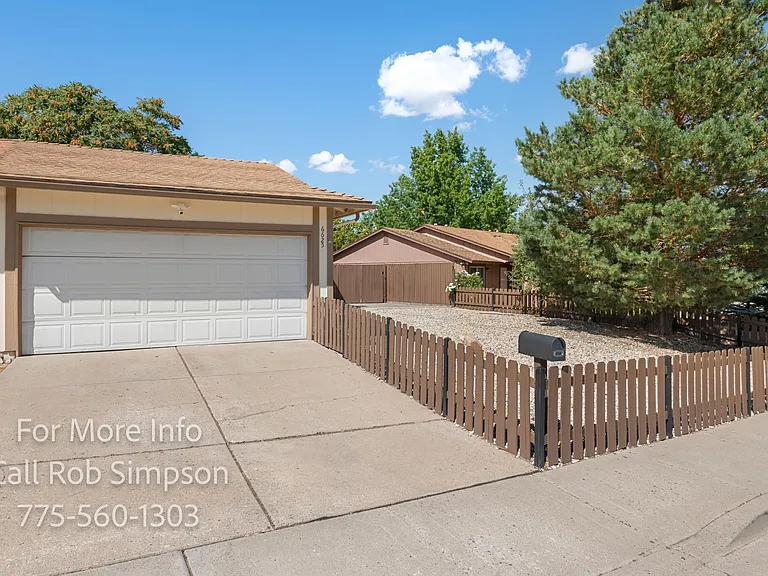 6625 Peppermint Dr — Photo 3
